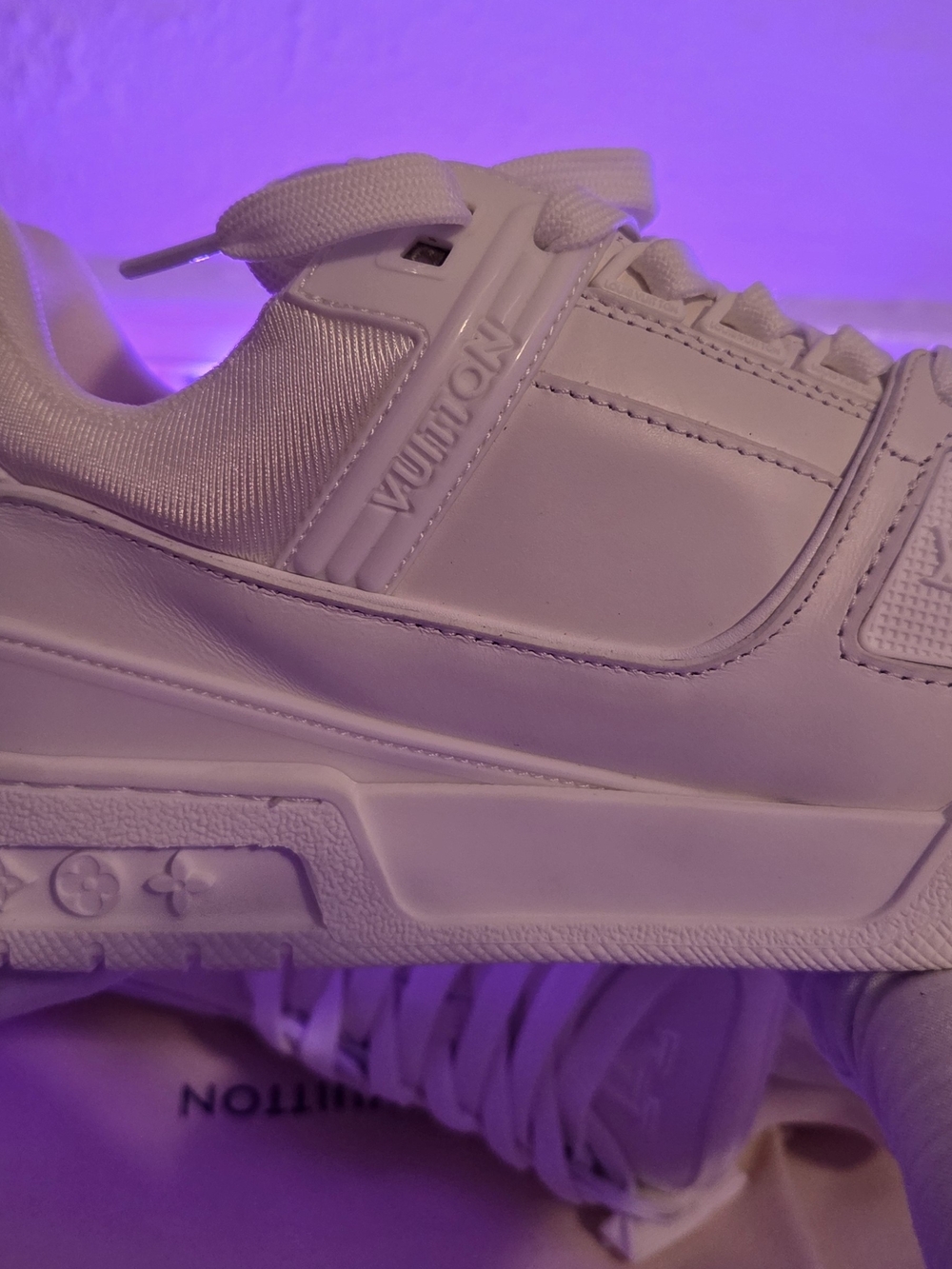Louis Vuitton Trainers – White/Cream – With Box & Dust Bags – Lightly Worn - Picture 11 of 13